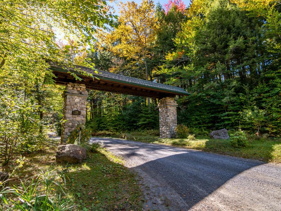 Enterance Gate