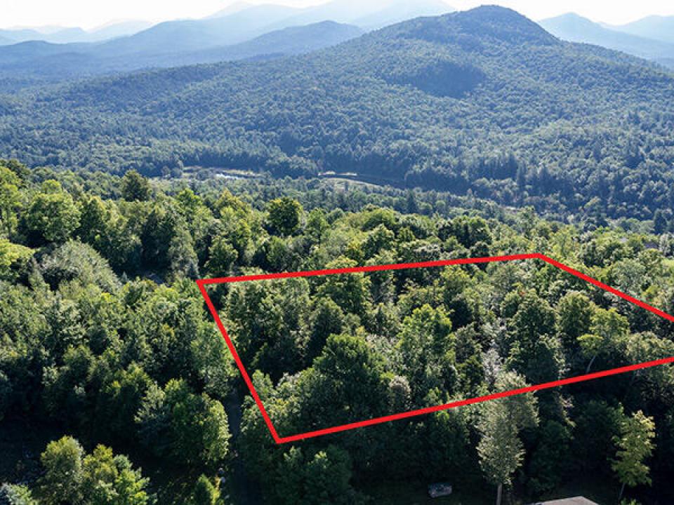 Lot18OnMtPisgahParkWay_A_Lot_SaranacRive