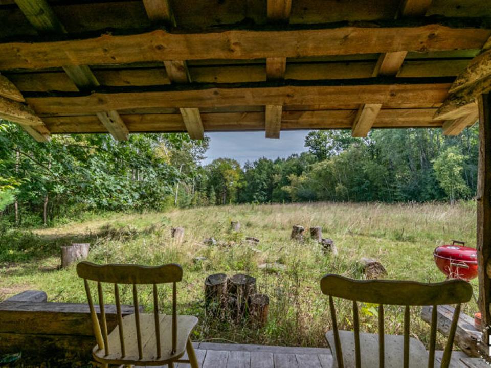 SpectacularFarmhouseInEssex_LeanTo_View