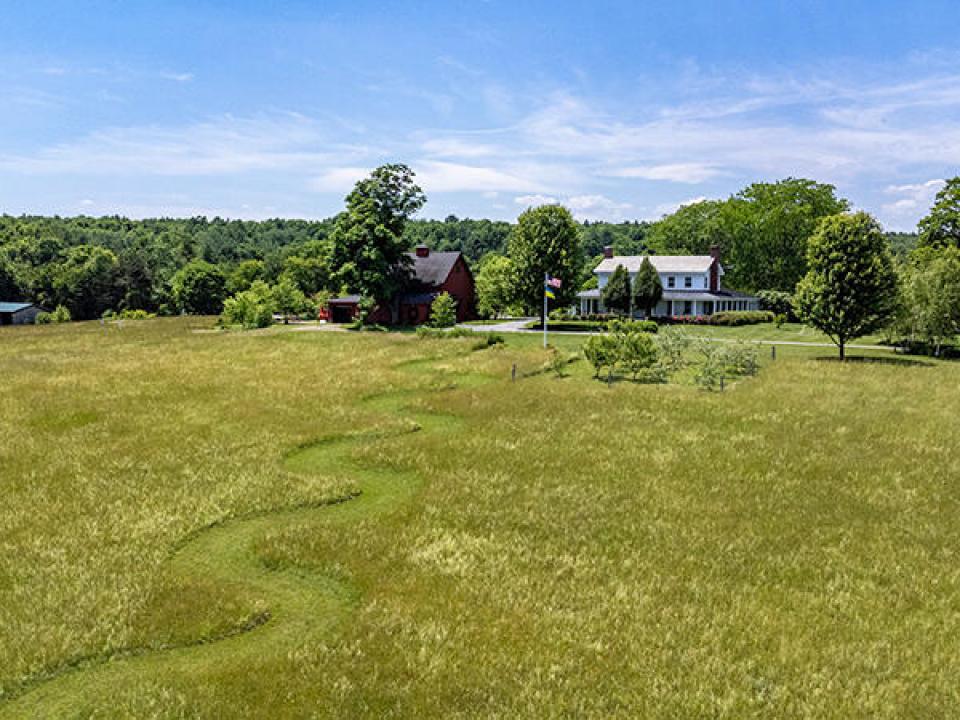 WillettFarmInEssex_Summer_A_Exterior_Fro