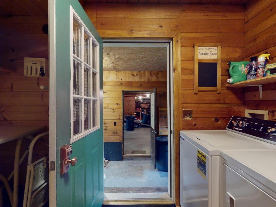 Main House First Floor Laundry Room