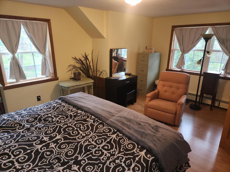 26 Old Route 72 - Bedroom 2a