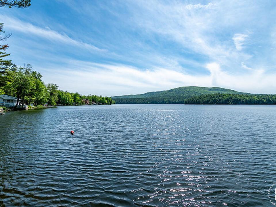 KeesevilleCabinsOnAugerLake_Dock_View_L