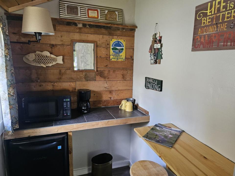 Northwood Cabins - #3 kitchenette