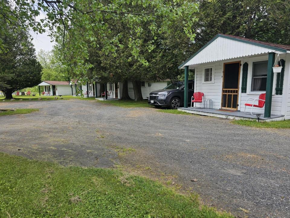 Northwood Cabins - ext of a few cabins I