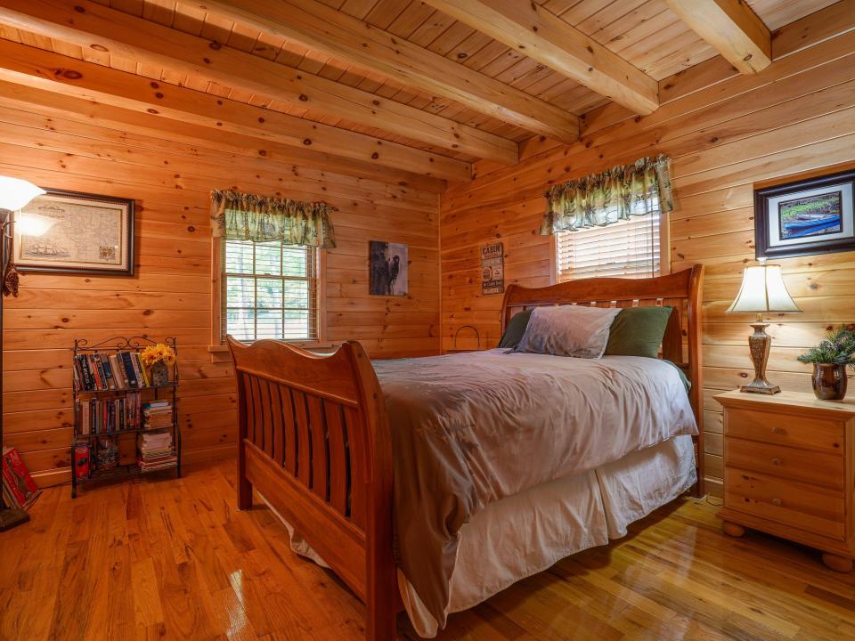 Kenniston - Lake Simond - bedroom II