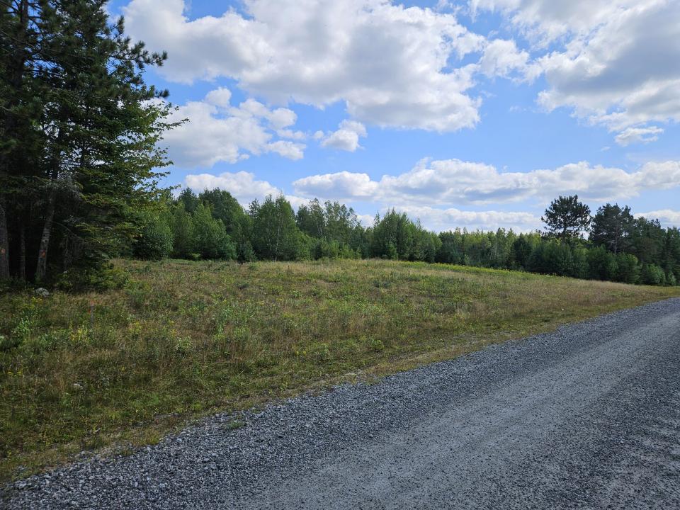 NW corner Lot 18 looking toward center o