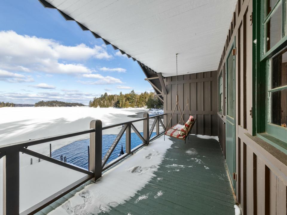 Boathouse Balcony