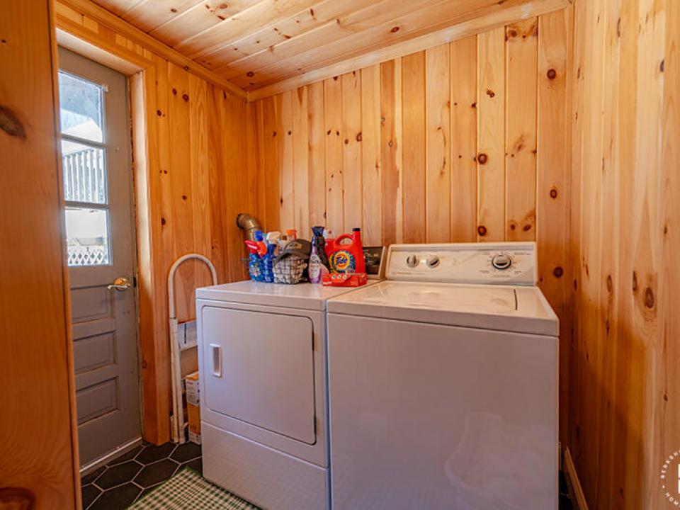 RenovatedHomeOnJersey_LaundryRoom