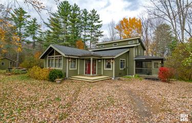 KeeneValleyHomeOnMasonYoung_Exterior